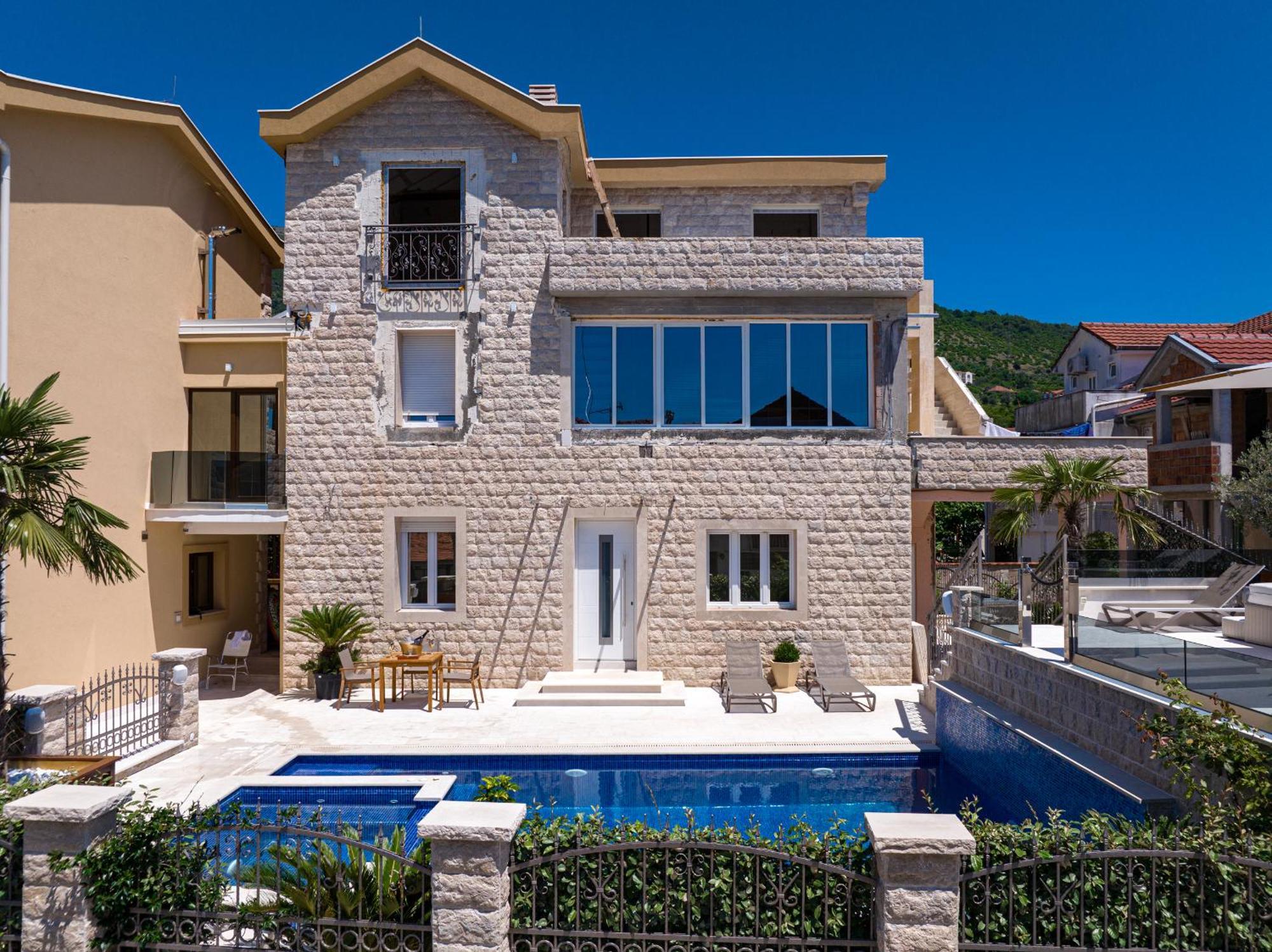 Raicevic Residence Tivat Exterior foto